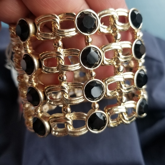 Bangle - Picture 3 of 4